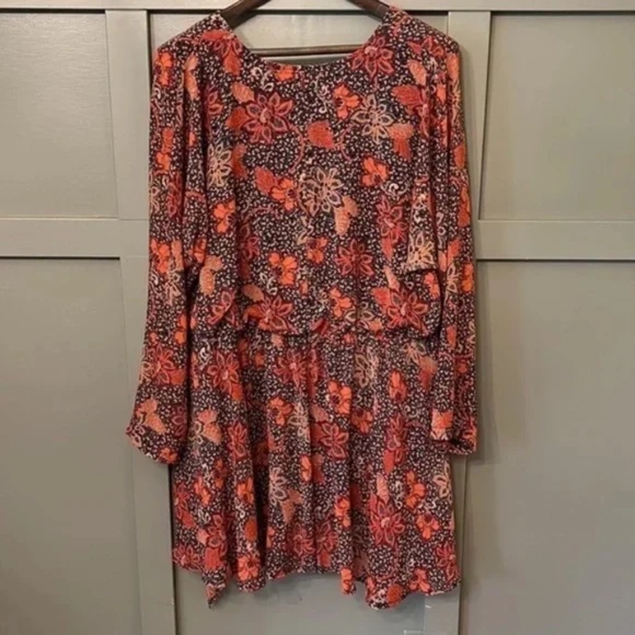 Free People Teegan Mini Dress in Peach Combo Long Sleeve Surplice Neck Sz Medium - Picture 10 of 15